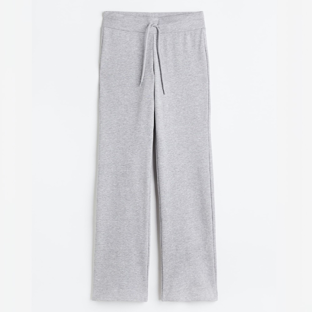 H&M Straight Leg Sweatpants in Light Heather.